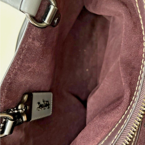 Coach Rogue - 1941 collection - Picture 3 of 10